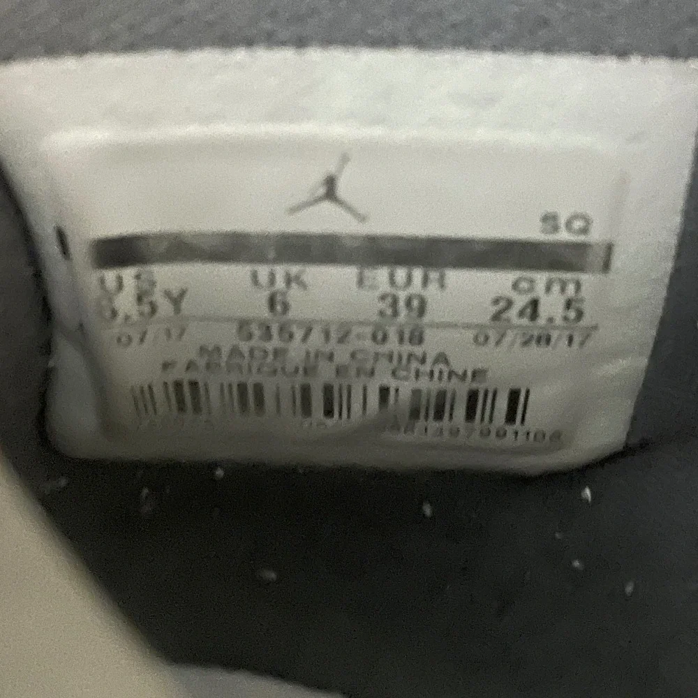Jordan Spizike GS Wolf Grey Metallic Bronze 535712-018 Youth Size 6.5Y Sneakers